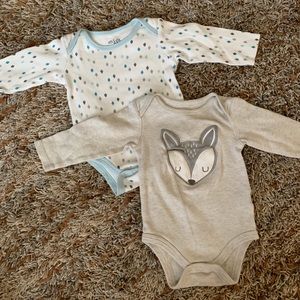 Set of long sleeve bodysuits
